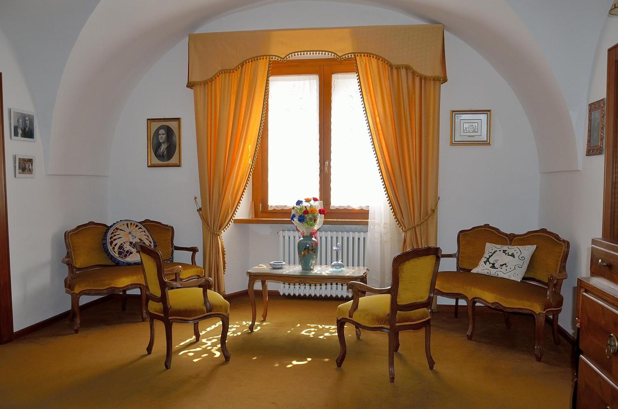 B&B Ca Dei Baroni เปลลิซซาโน ภายนอก รูปภาพ