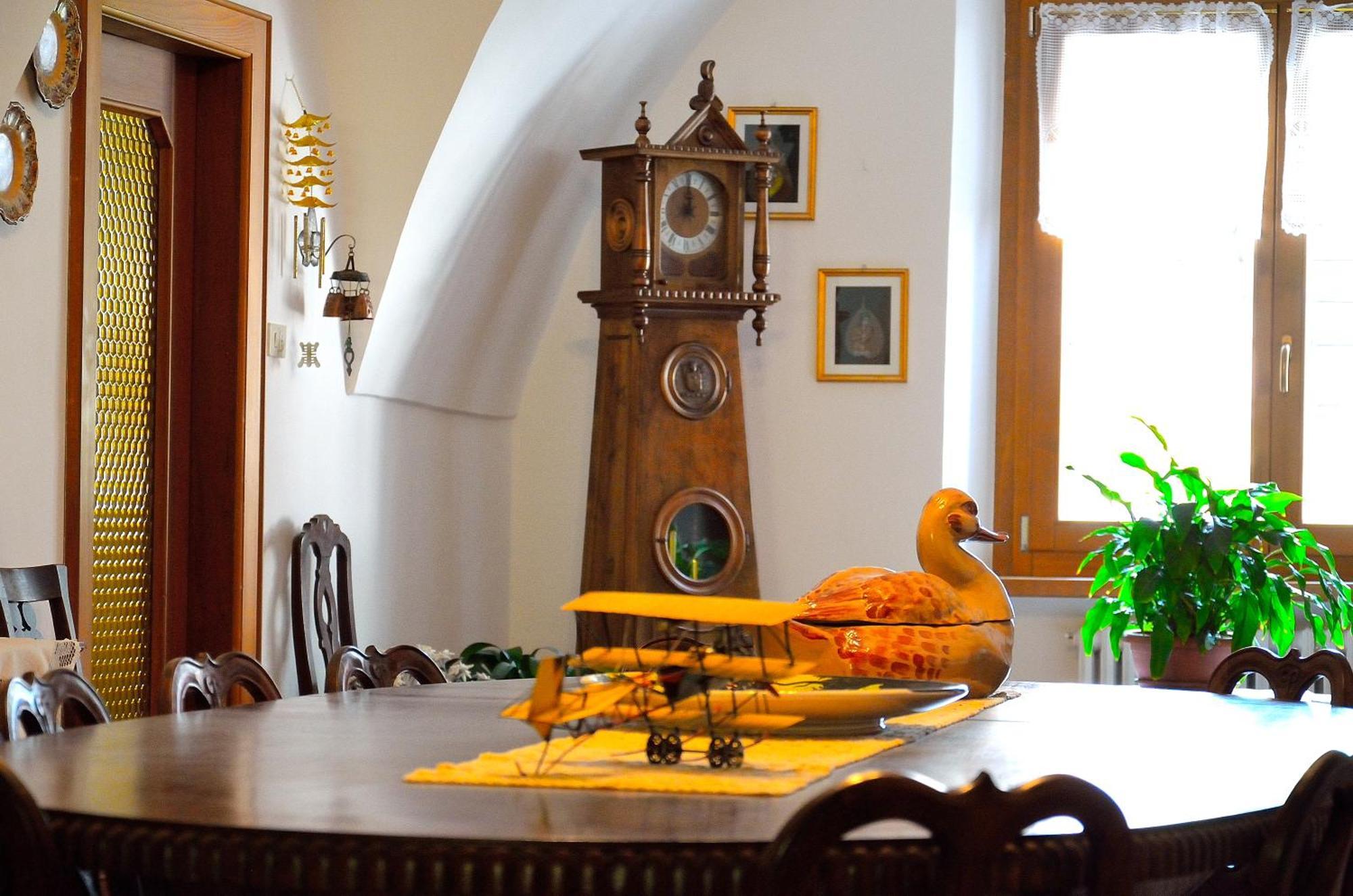 B&B Ca Dei Baroni เปลลิซซาโน ภายนอก รูปภาพ