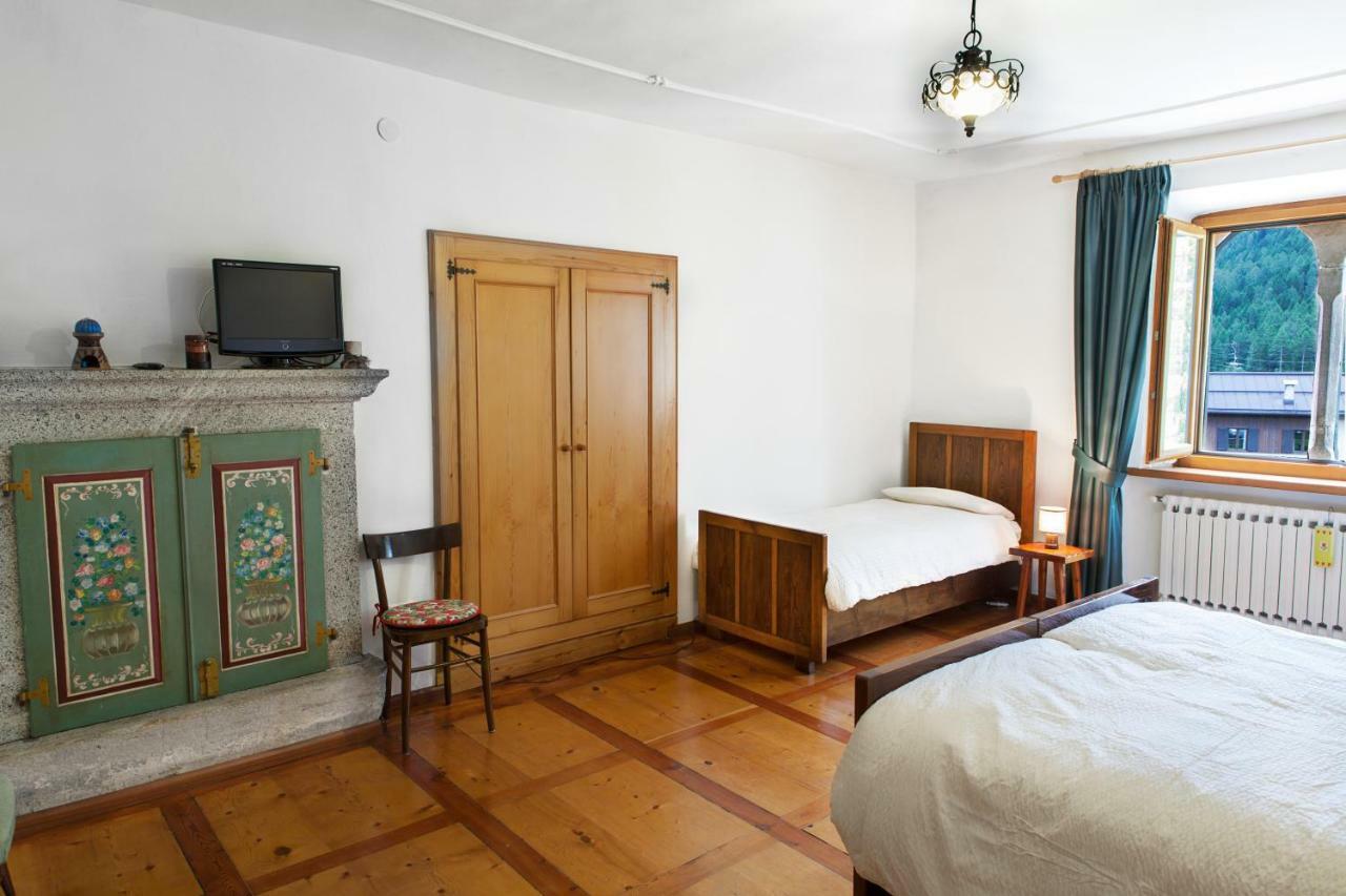 B&B Ca Dei Baroni เปลลิซซาโน ภายนอก รูปภาพ